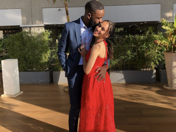 Brian Mwenda, Kenya’s “celebrity” Fake Lawyer proposes to girlfriend